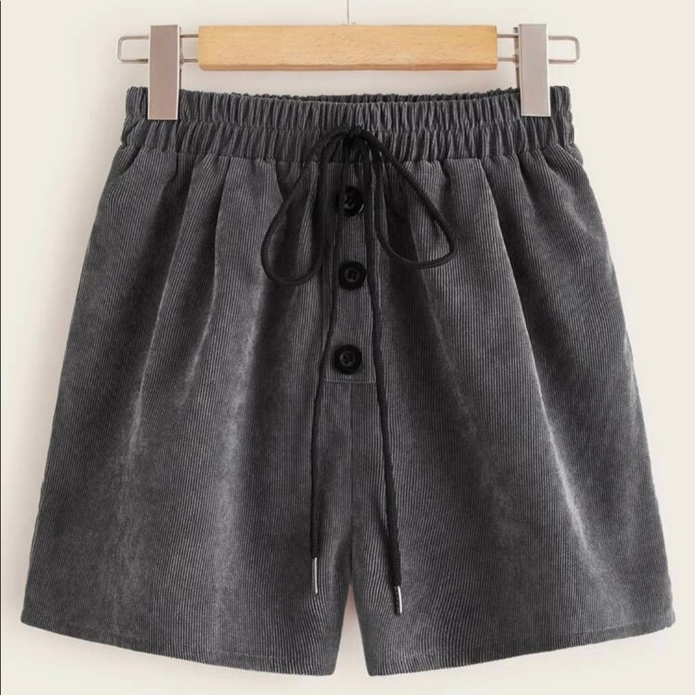 High Wasted Shorts